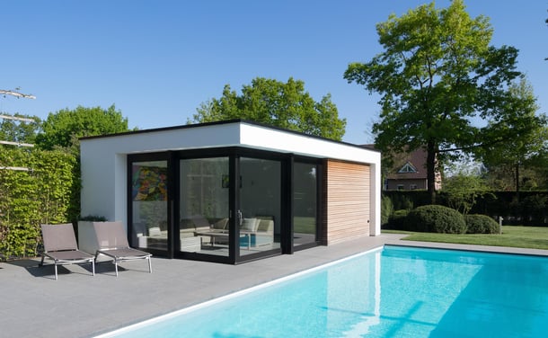 poolhouse