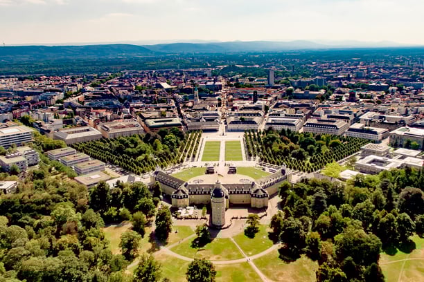Wir liefern unsere Fotobox Fotospiegel in Karlsruhe und die gesamte Umgebung