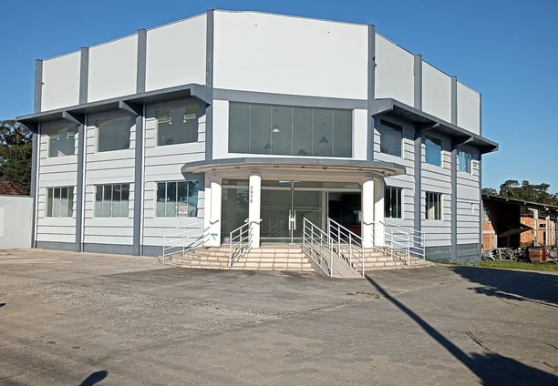 Imovel comercial no bairro Iperoba em Sao Francisco do Sul - frente
