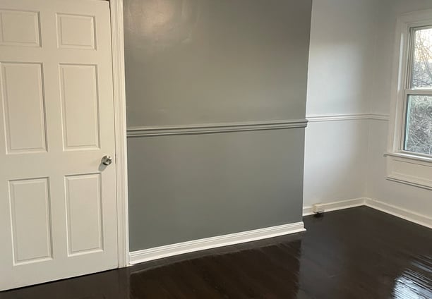 Room for rent in a 4 bedroom house 