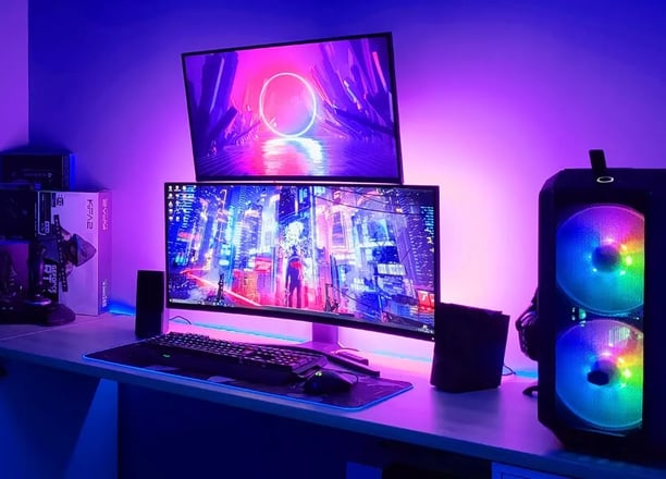 Bureau equipement gamer informatique