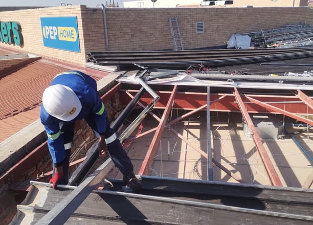 Environmental Pro Construction, Roof stripping