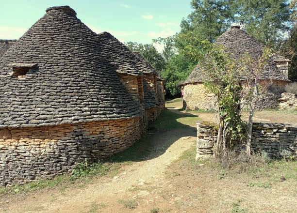 Borie traditionnelle à la Ferme du Breuil, typique de la région de la Dordogne