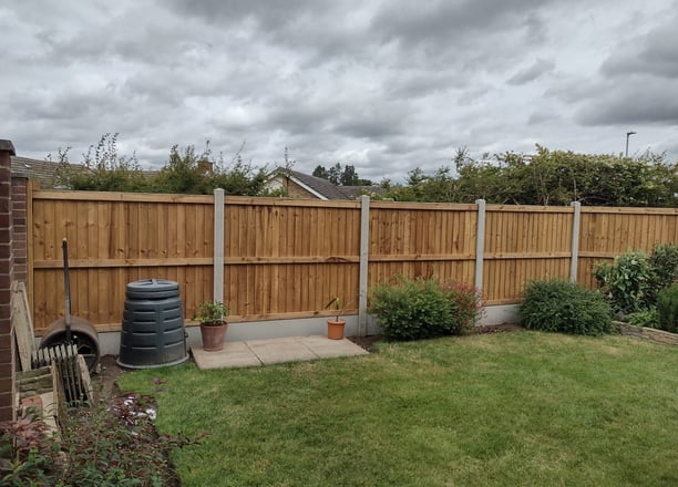 6ft fening, concrete gravel board, concrete posts 5ft wooden close board pannels