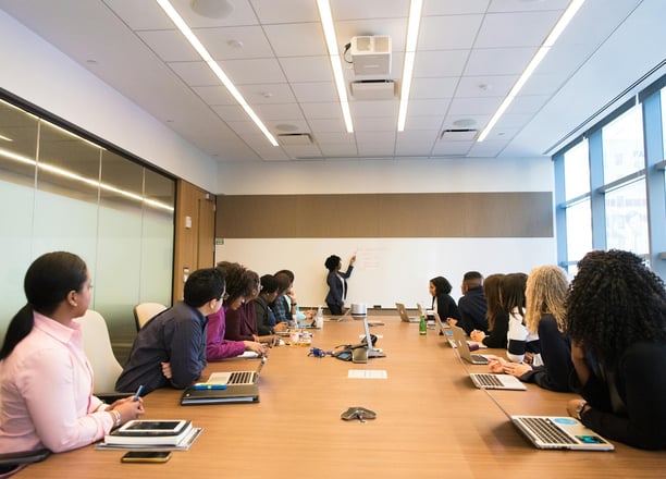 Formation sur mesure dans les domaines de la qualité de vie au travail, dans la prévention des risqu