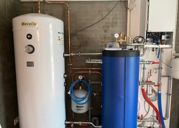 a water heater with a tankless water heater