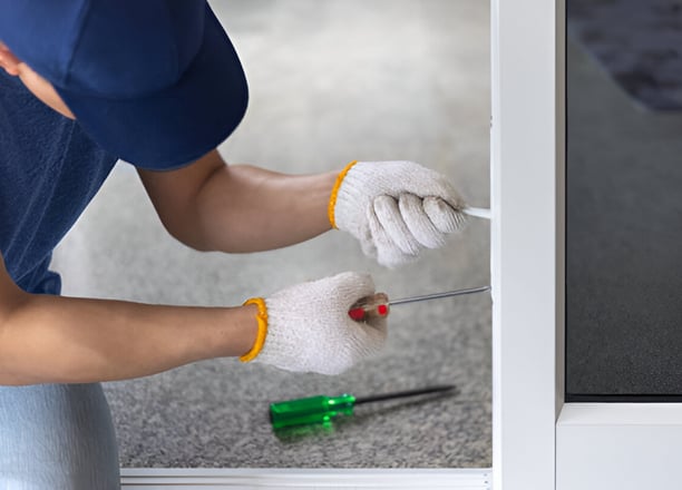 repair-or-replace-a-faulty-upvc-door-handle