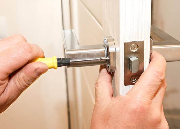 upvc-door-lock-services