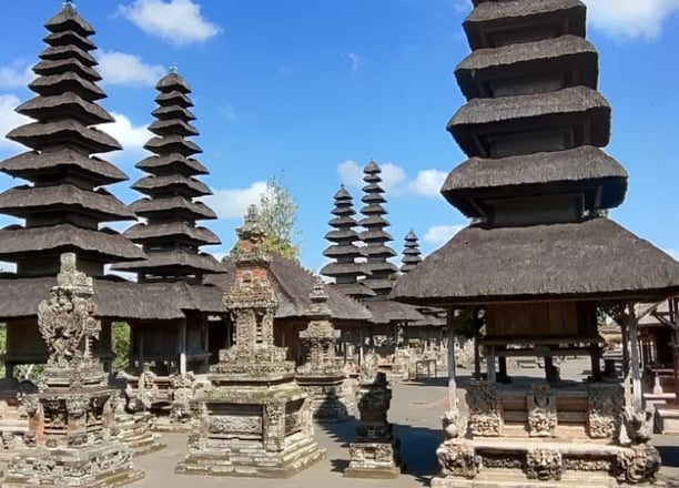 Taman Ayun Temple