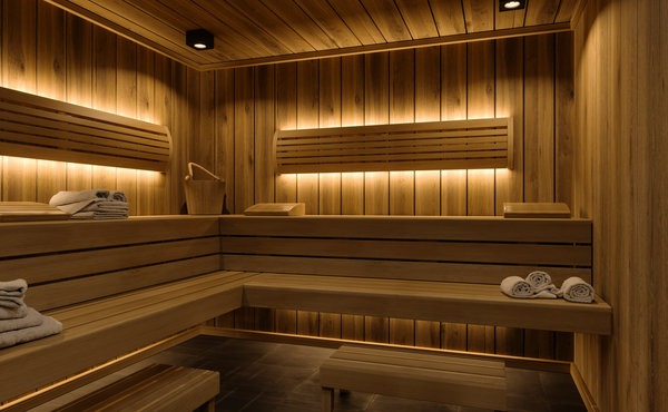 L'intérieur d'un sauna proposée dans la résidence
