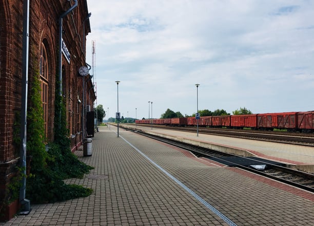 SAUGAUS ELGESIO GELEŽINKELIO KELIŲ IR JŲ ĮRENGINIŲ APSAUGOS ZONOSE MOKYMAI