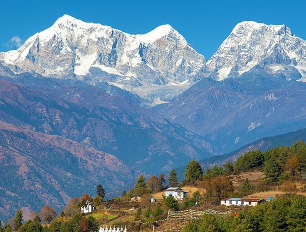 Numbur himal range from Salleri, lower Solukhumbu