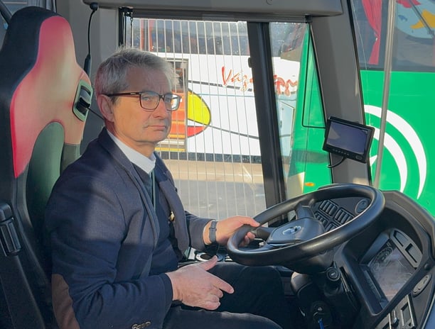 Conductores profesionales y amables.