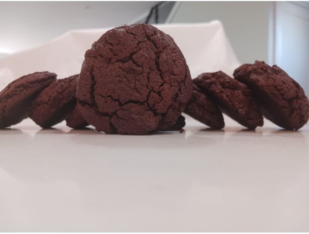 Chocolate oatmeal cookies made with 100% oats.