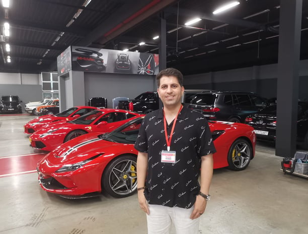 Senior marketing consultant in Ferrari project 