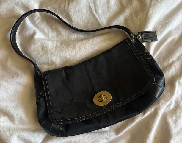 A bag bought by customer named Jessenia.