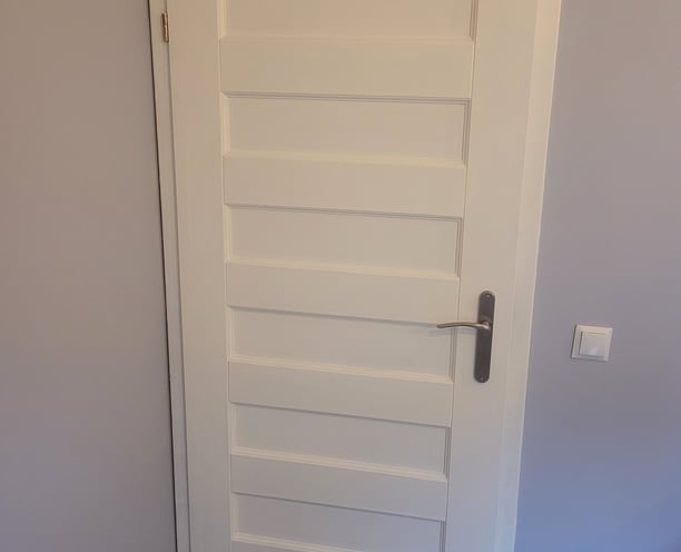 Drzwi zamontowane w Warszawie na Woli