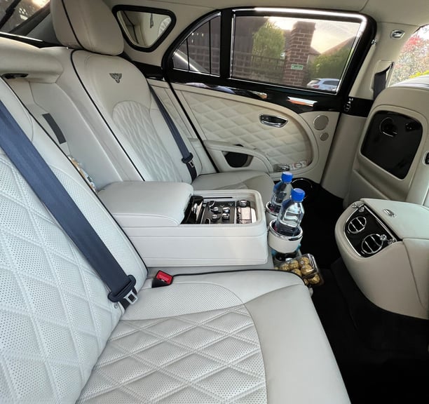 Bentley Mulsanne Chauffeur Service | Smart City Prestige | Airport Transfers