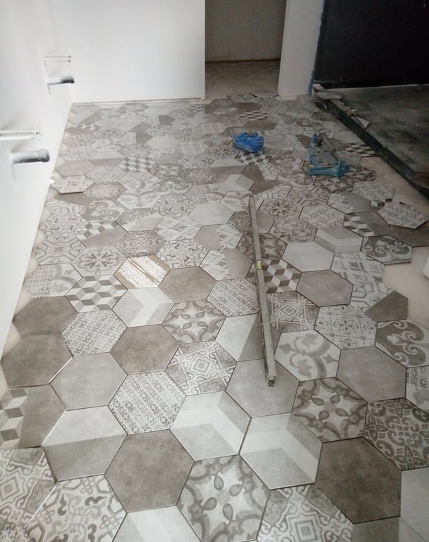 bathroom tile flooring