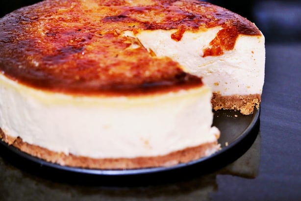 Baked Creme Brulee Cheesecake