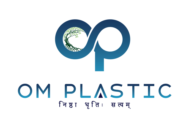 OM PLASTIC logo