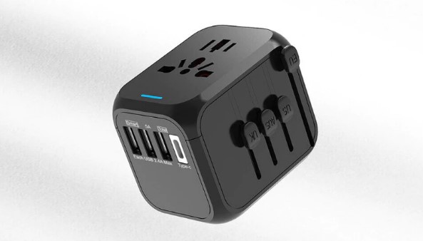 Universal travel plug adapter