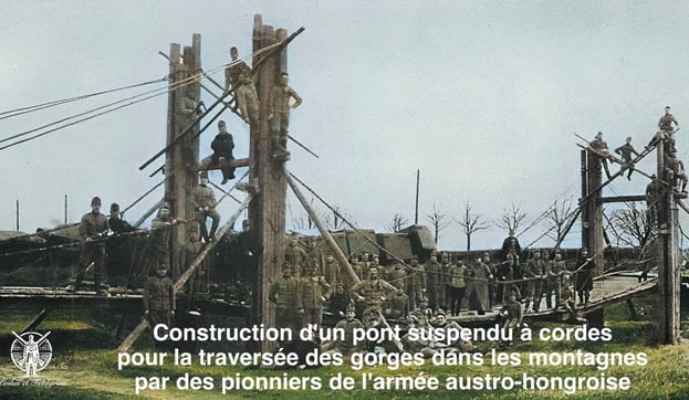 Construction d'un pont suspendu