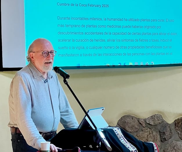 Dennis McKenna durante il Summit in Perù. Foto gentilmente concessa da Michael Bednar