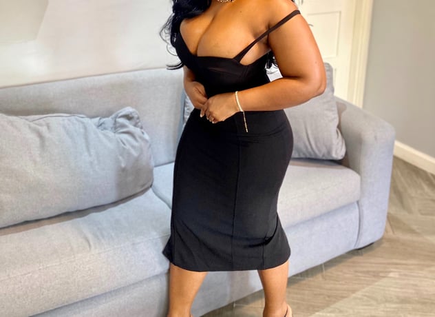 Summer jones in elegant black evening dress. 