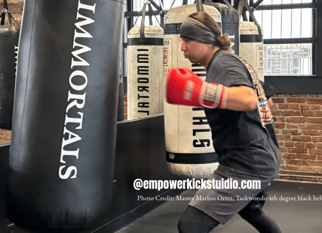 Mastering the Muay Thai Roundhouse Kick: Power and Precision for Kickboxing