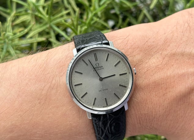vintage omega de ville