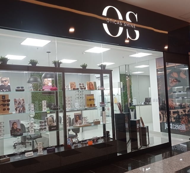 Vitrine Óticas Shine loja Vila Augusta Nagumo