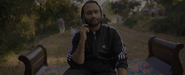 Mirg 2024 Hindi Movie Full HD in 1080p HDRip ESubs download