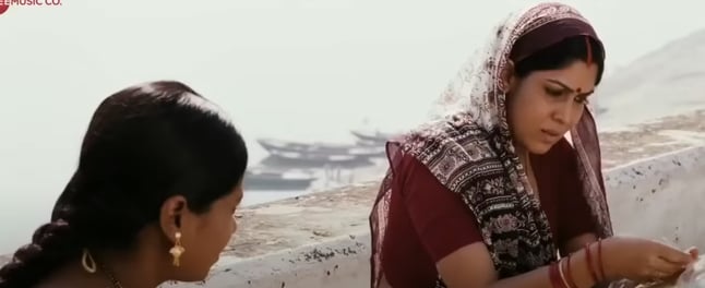 Mohalla Assi 2018 full hd bollywood movie in 720p Download. vilsilver.in