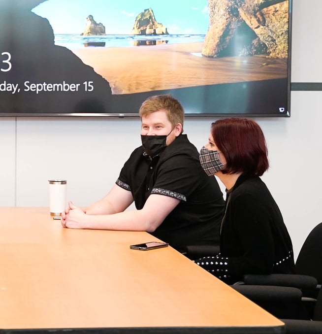 Glare on a display in a meetingroom