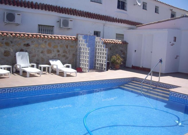 Piscina en Hostal Minigolf