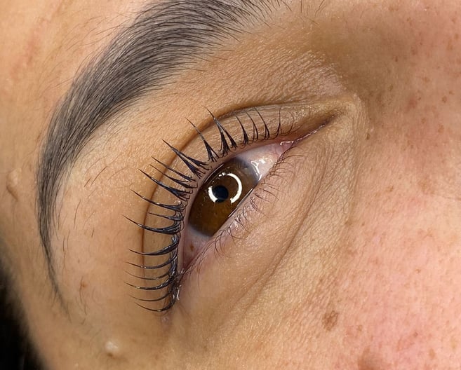lifting de pestañas- Amy Ortiz Lash Artist
