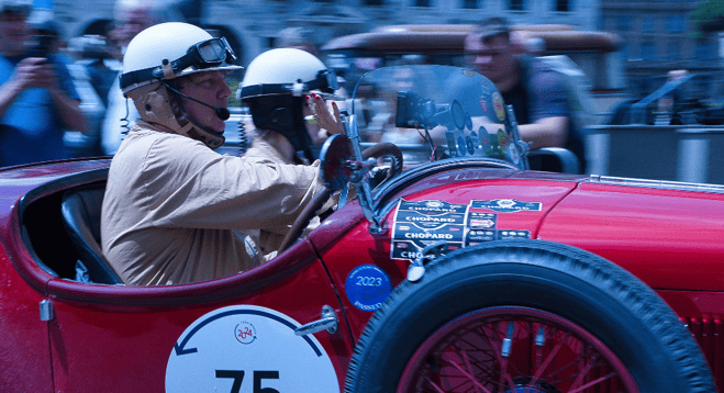 Rally, Gara di macchine, auto rossa, auto d'epoca