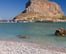 Vista da praia em Monemvasia.