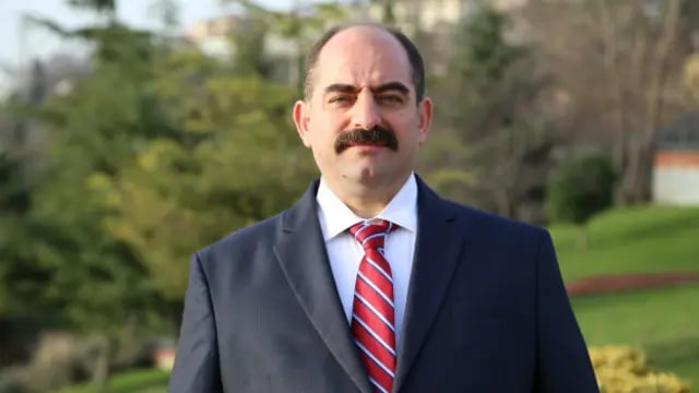 Zekeriya Öz Kimdir?