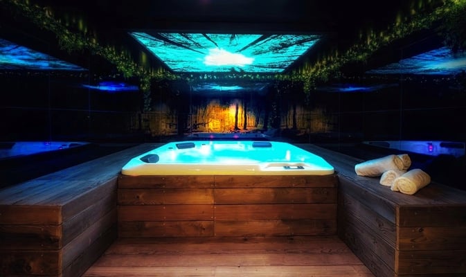 LOVE ROOM AVEC JACUZZI PRIVATIF