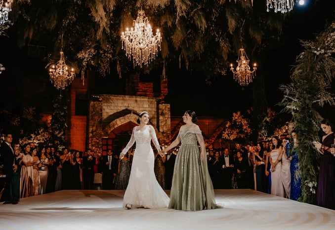 Vals de novios Aldo Castaneda Bodas mejor fotografo en Guadalajara Mexico