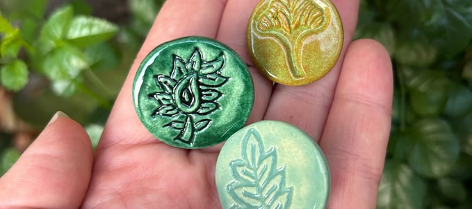 leaf pins