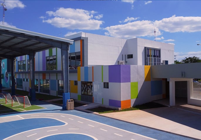construcción escuela