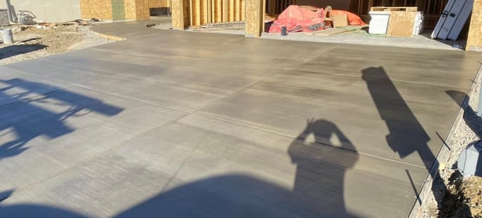 concrete driveway in lakewood, co
