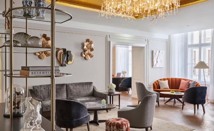 Fine art painting by Lumai Studio for guest room at Rosewood Vienna reflecting classical rhythm and