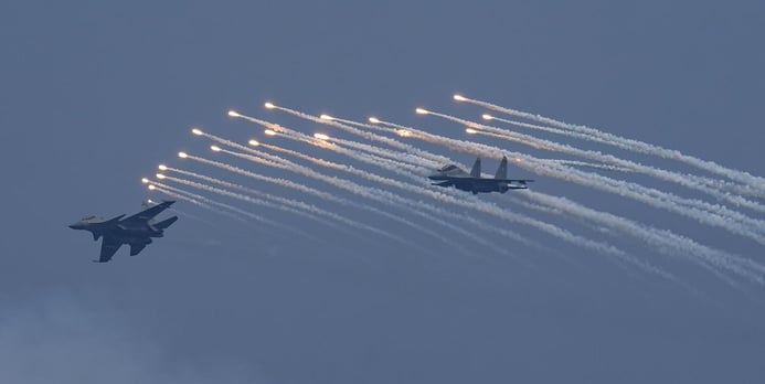 Su-30MKI Deploying Flares