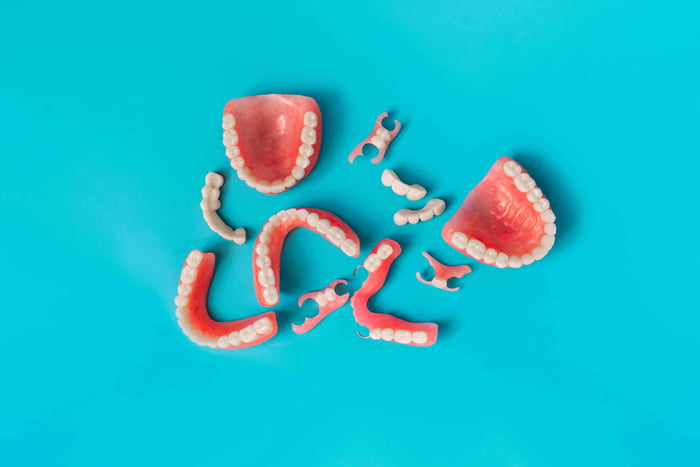Complete dentures