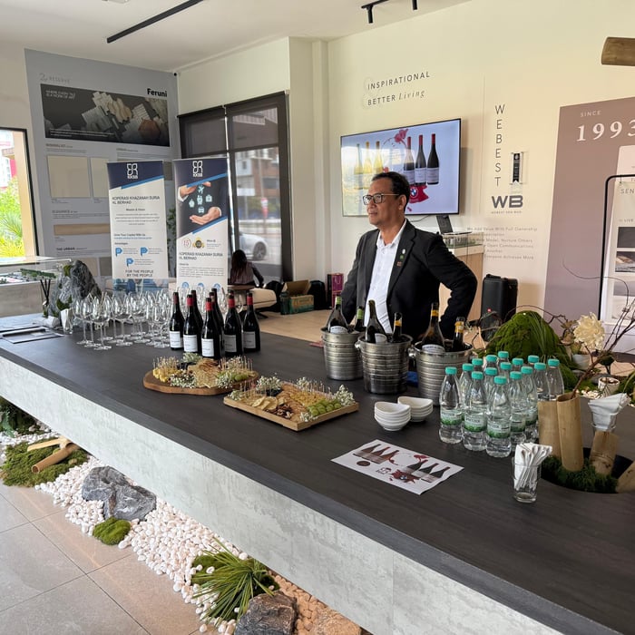 Wine tasting detail