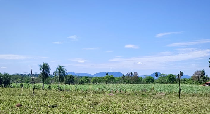 6 Hektar Grundstück zum Kaufen, bei Colonia Independencia, Paraguay. Immobilie mit Weitsicht.